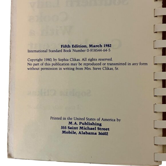 A Southern Lady Cooks With A Greek Accent Vintage Cookbook By Sophia Clikas 1982 - Picture 4 of 12